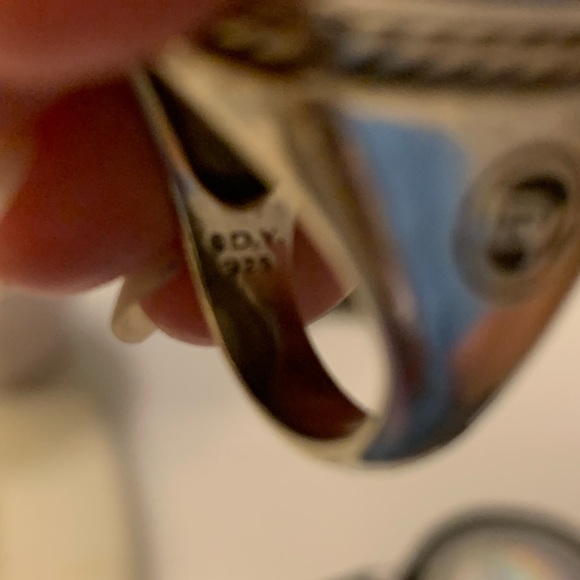 David Yurman Ring - Picture 14 of 14